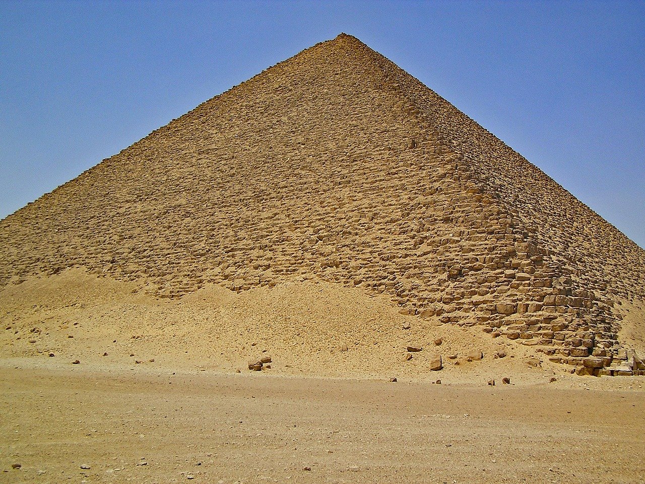 Dahshur pyramids Red and Bent Pyramid Egypt ancient desert
