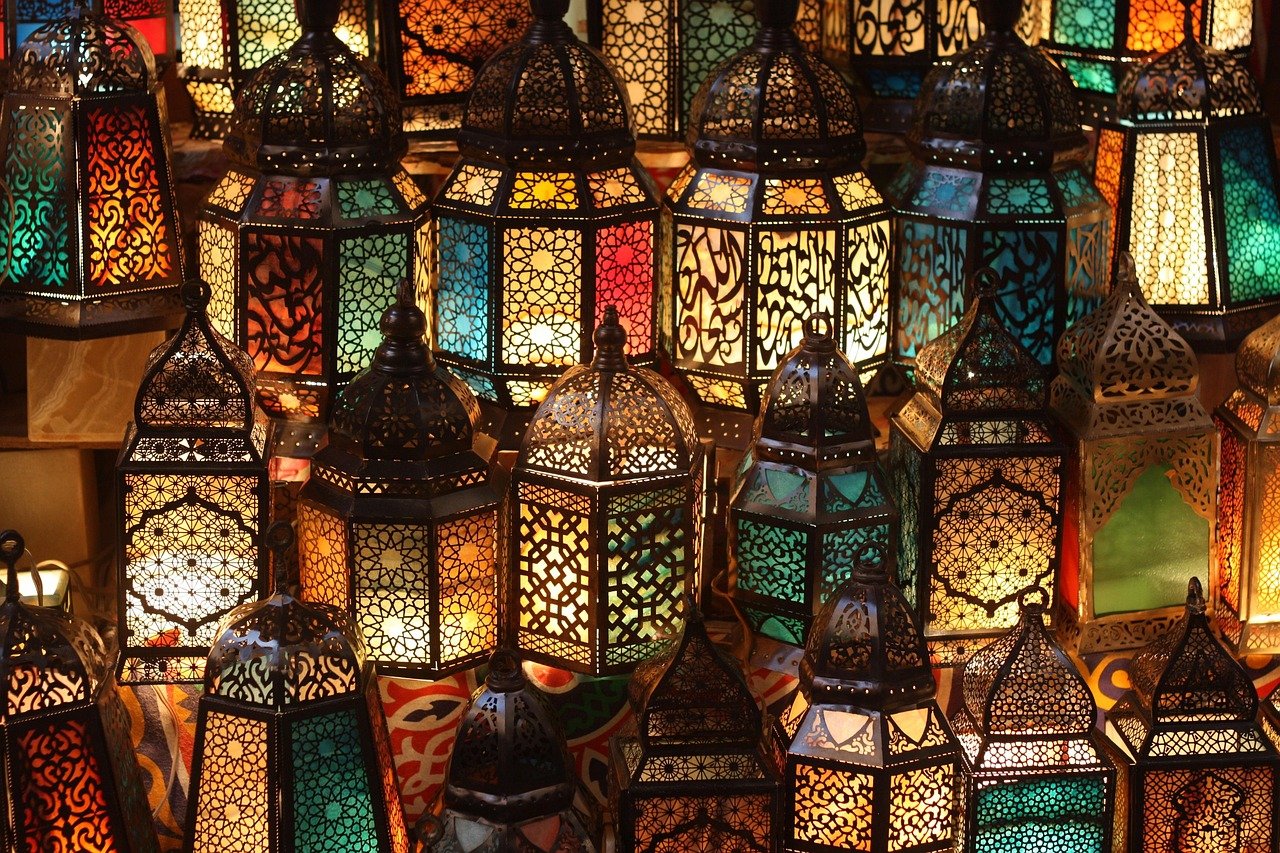 Khan el-Khalili bazaar Cairo covered alleys and shops