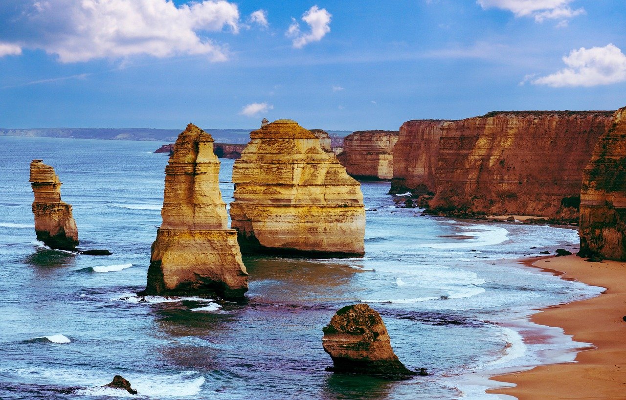 Twelve Apostles Great Ocean Road limestone stacks sunset