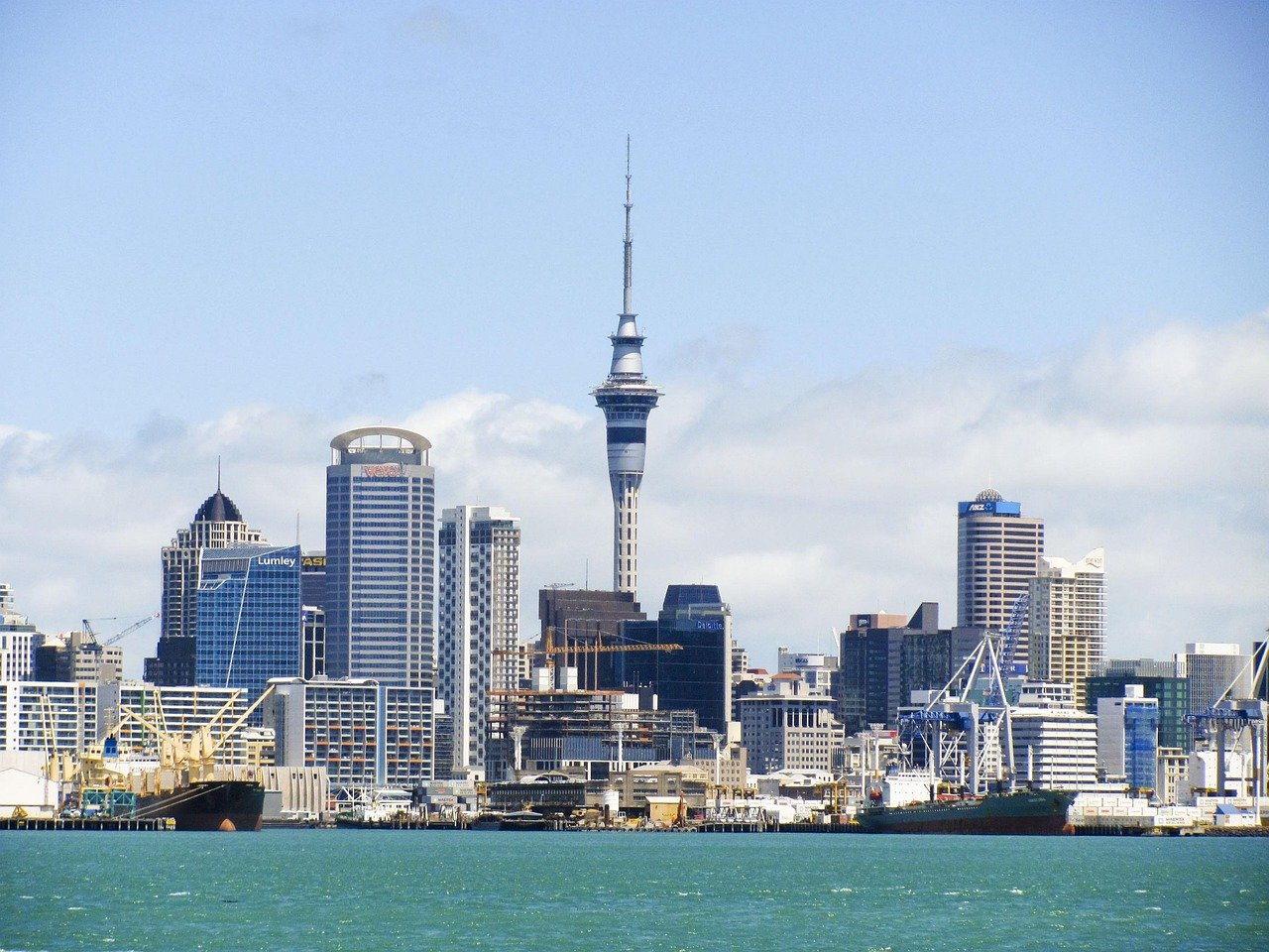 New Zealand tallest tower with glass observation floor looking down