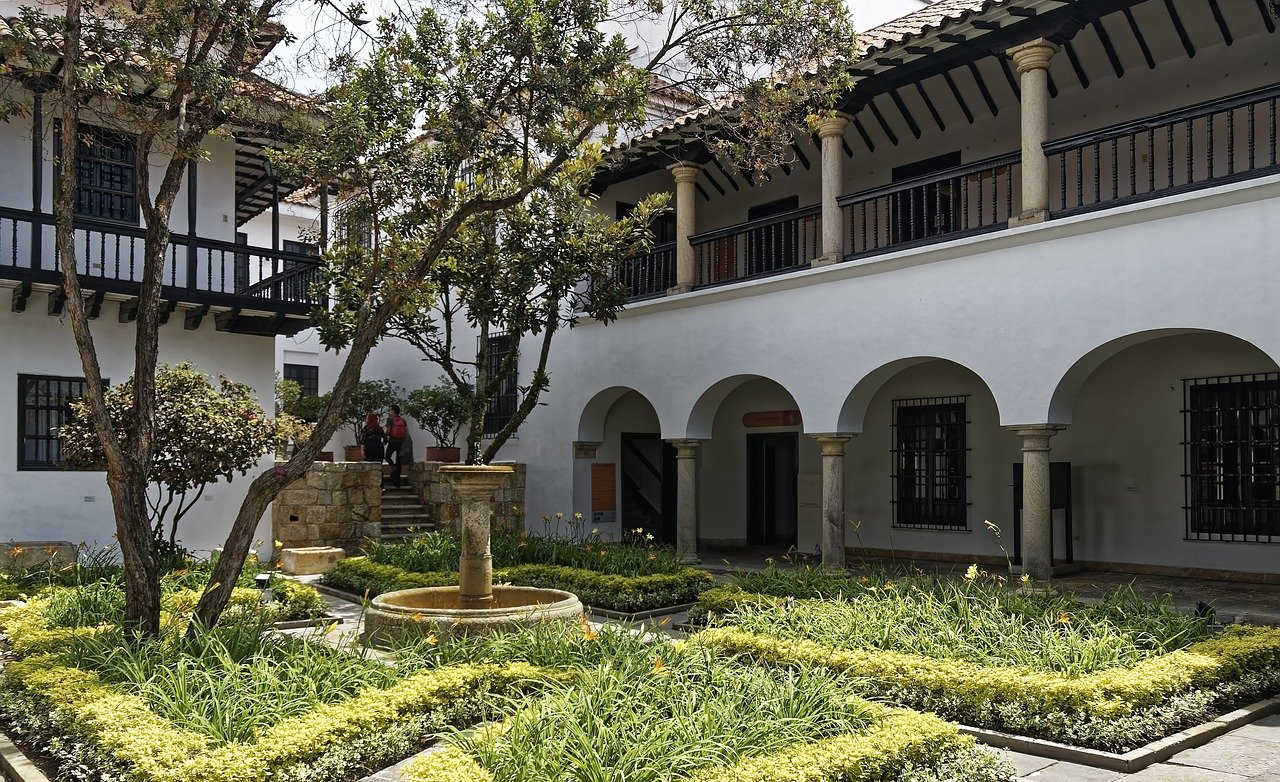 Colonial house patio garden Buenos Aires historic neighbourhood