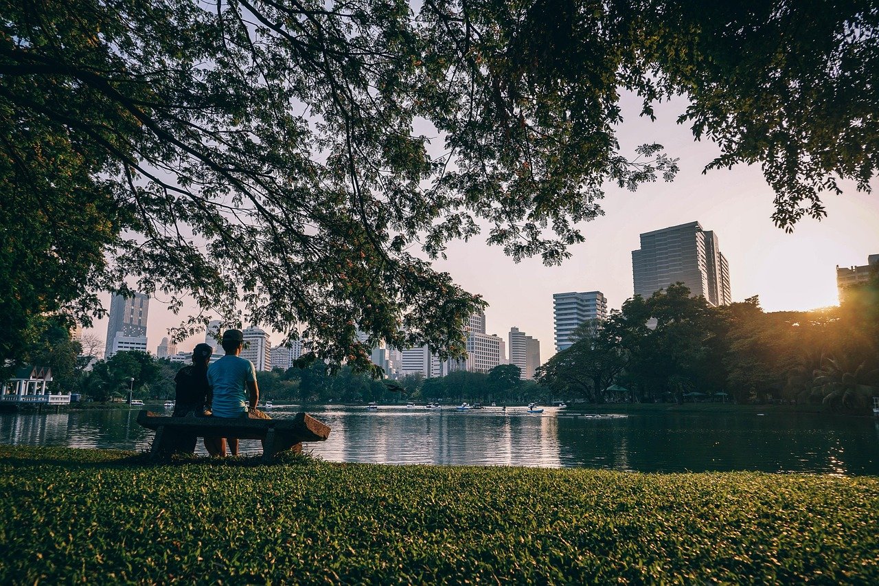 Lumpini Park Bangkok lake morning exercise