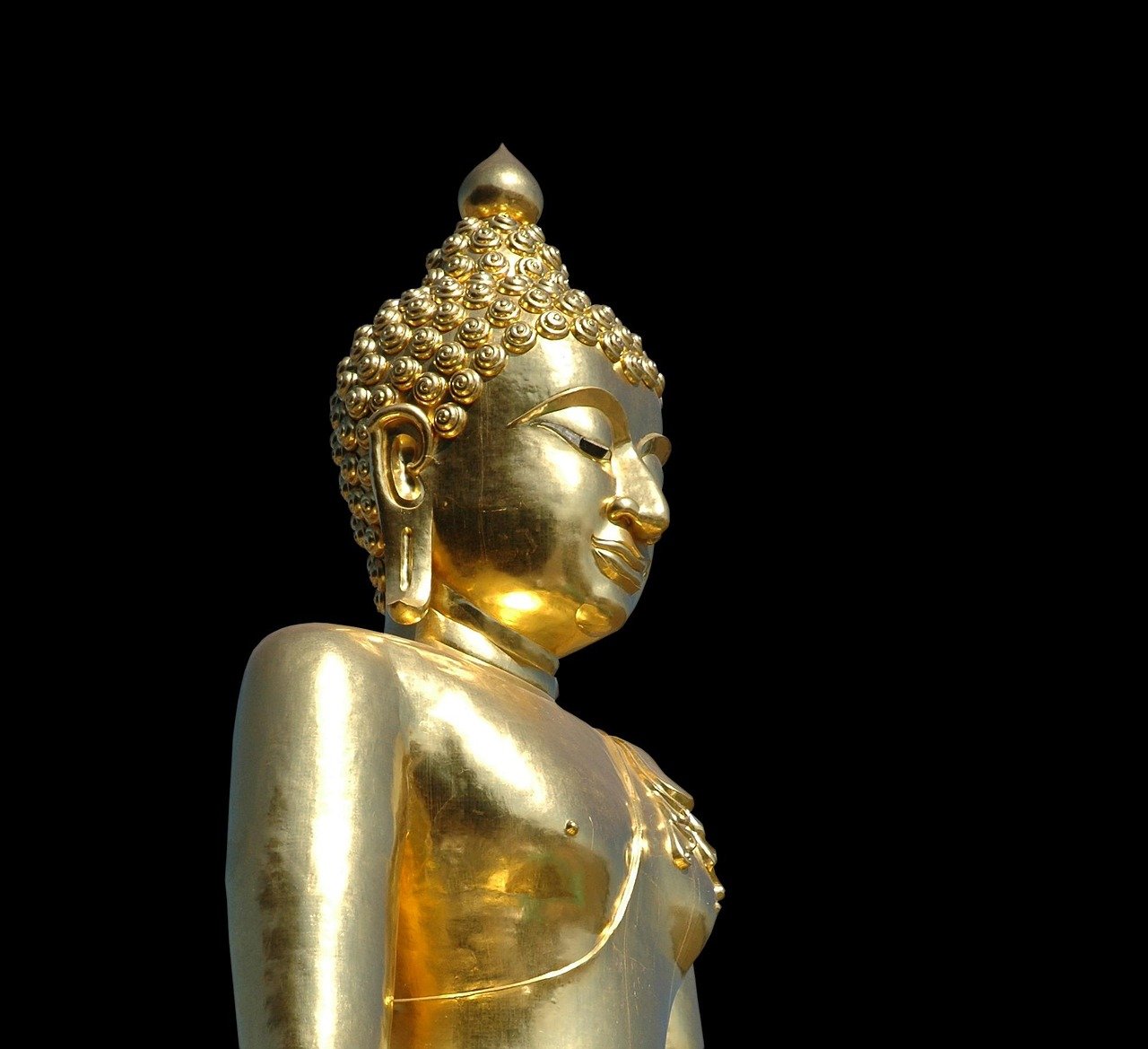 Golden Buddha statue Thailand Buddhism gold sculpture