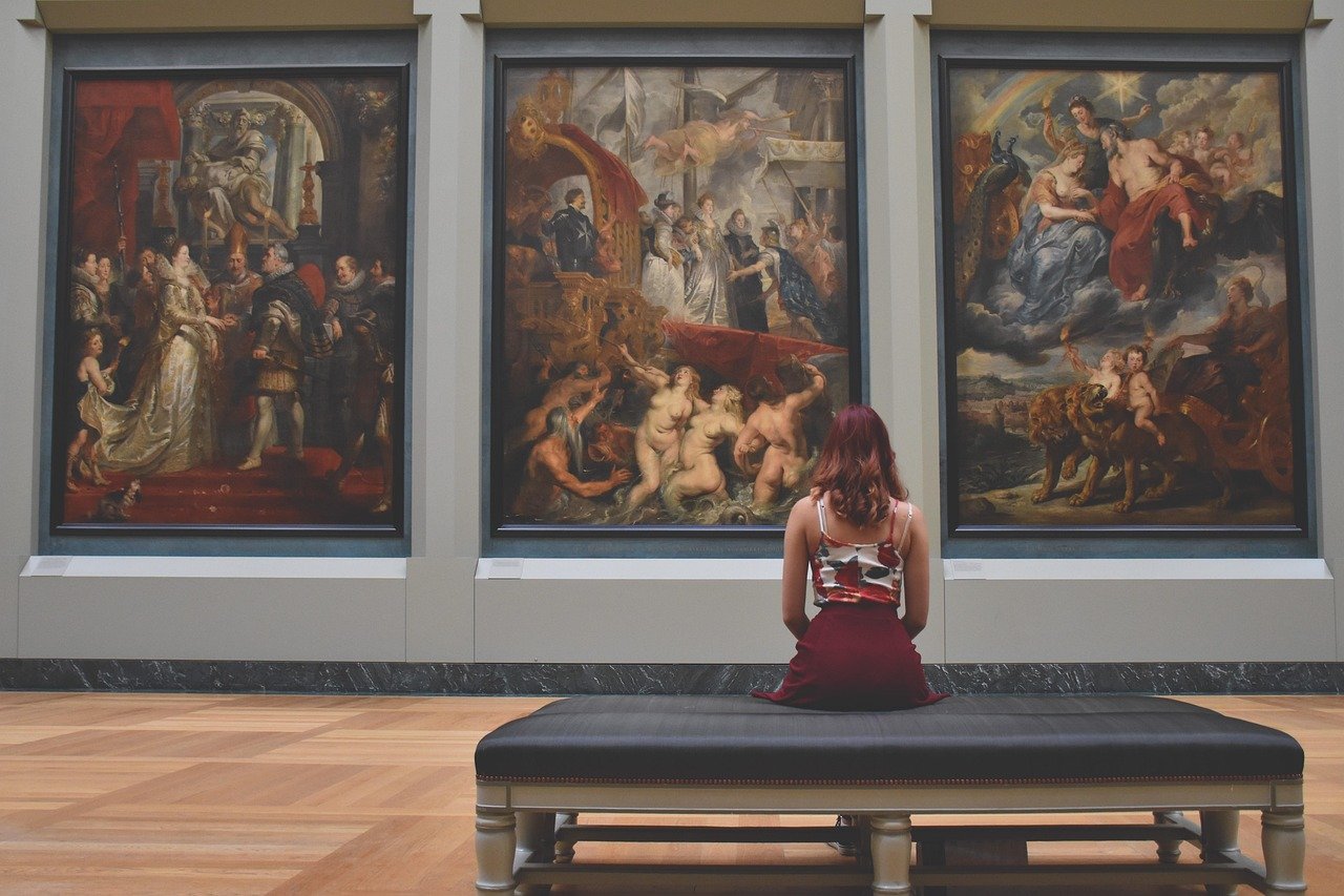 art gallery interior exhibition museum paintings