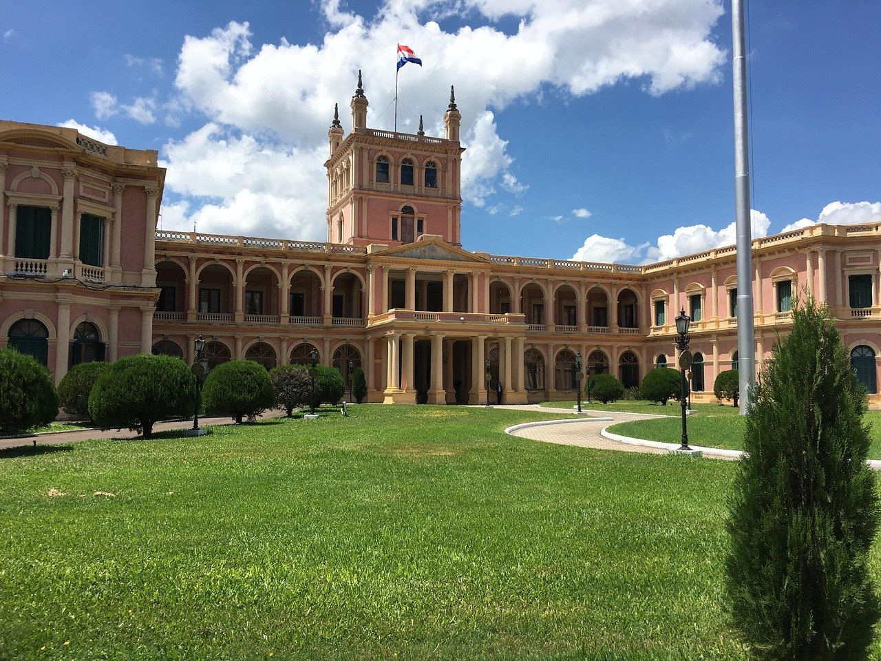 Buenos Aires presidential palace balcony historic government building