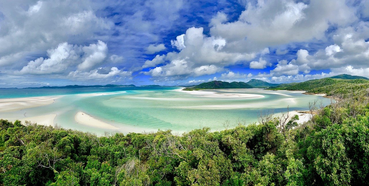 Whitehaven Beach Queensland with crystal clear turquoise water and white silica sand