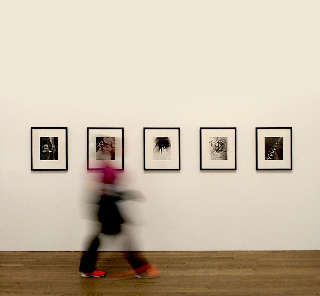Modern art museum gallery interior paintings contemporary